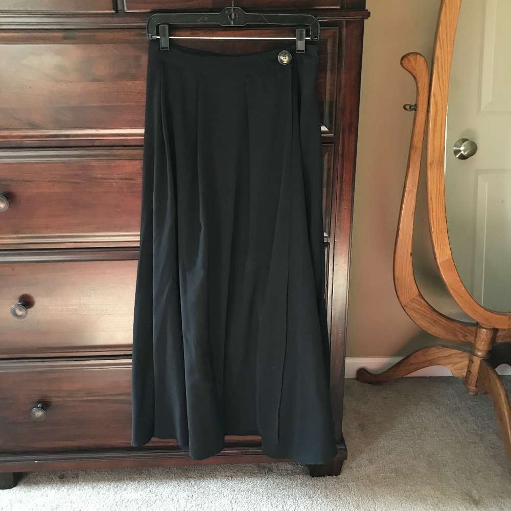 Who What Wear Black Wrap by Button Skirt Maxi